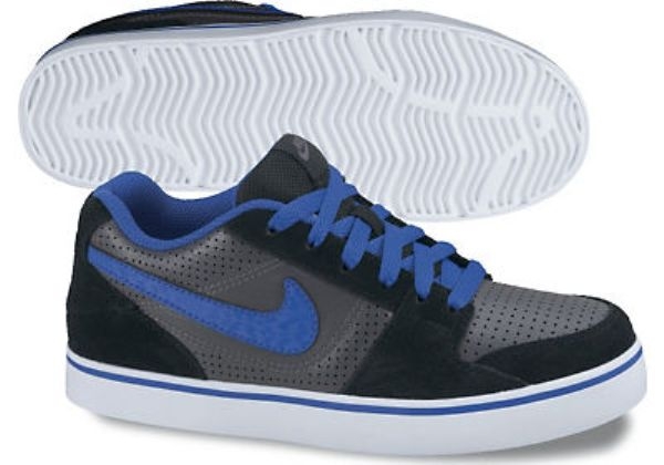 Ruckus Low JR - Nike W12 : Boys-Casual : Back to School Kids Shoes & Sandals - McKinlays, Nike, Clarks, Skechers, Bobux Feet